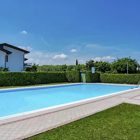 The Sun - Regarda Travel Apartman